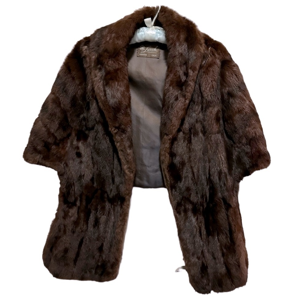 Lurch, Pomona, CA furrier - fur stole, I think it’s mink - vintage - one size